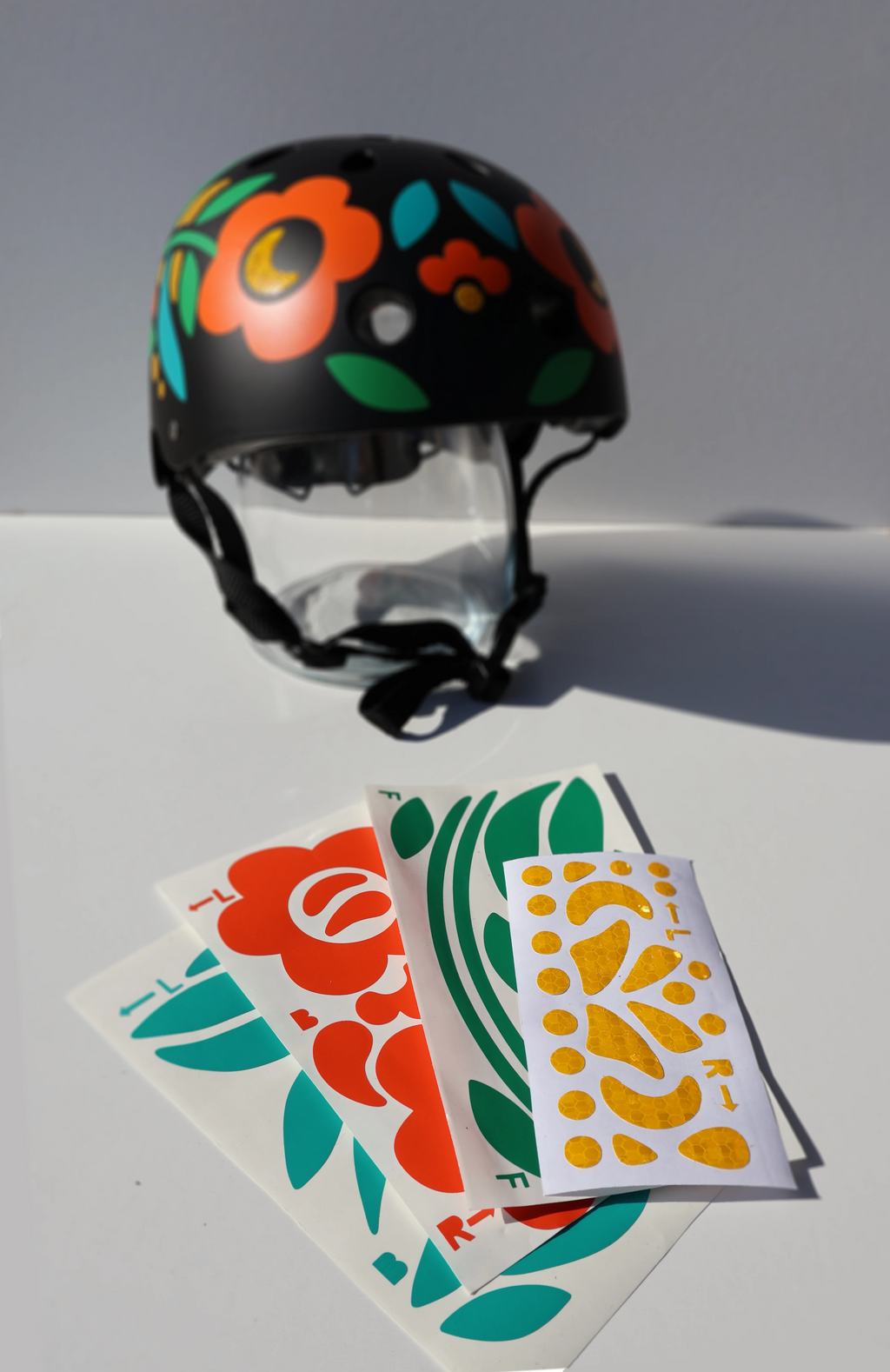 Kapow Flower DIY Helmet Kit